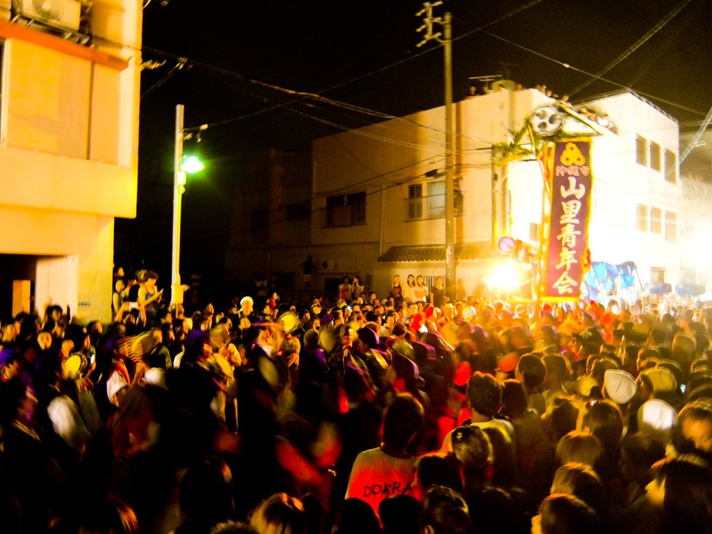 Batalha entre grupos (Okinawa-shi, 2013)