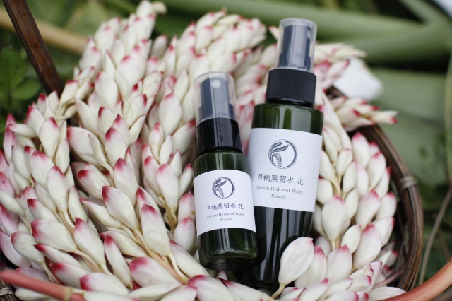 %e6%9c%88%e6%a1%83%e3%82%b3%e3%82%b9%e3%83%a1