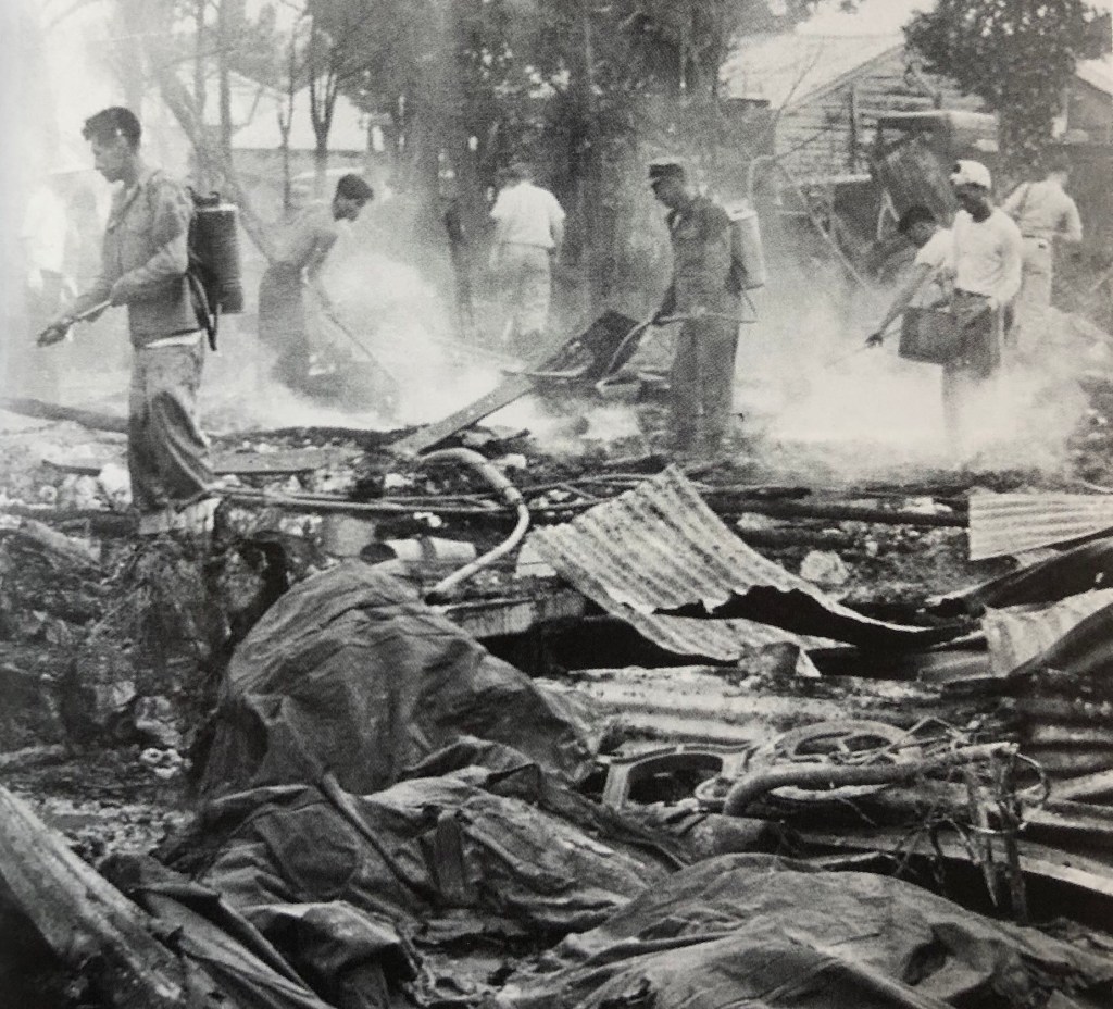 A queda de um avião na Escola Miyamori